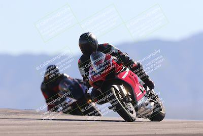 media/Nov-06-2023-Moto Forza (Mon) [[ce023d0744]]/2-Advanced Group/Session 4 (Turn 9)/